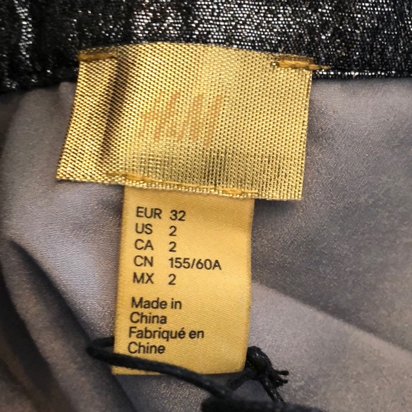 NWT H&M Gorgeous Silver Sparkling Skirt - Picture 7 of 8